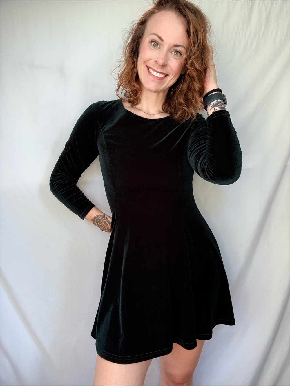 VINTAGE 90s The Limited Green Velvet Long-Sleeve Mini Dress
